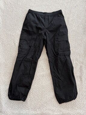 Uniqlo Black Cargo Pants